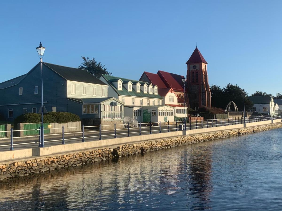 The Waterfront Boutique Hotel Стенли Екстериор снимка