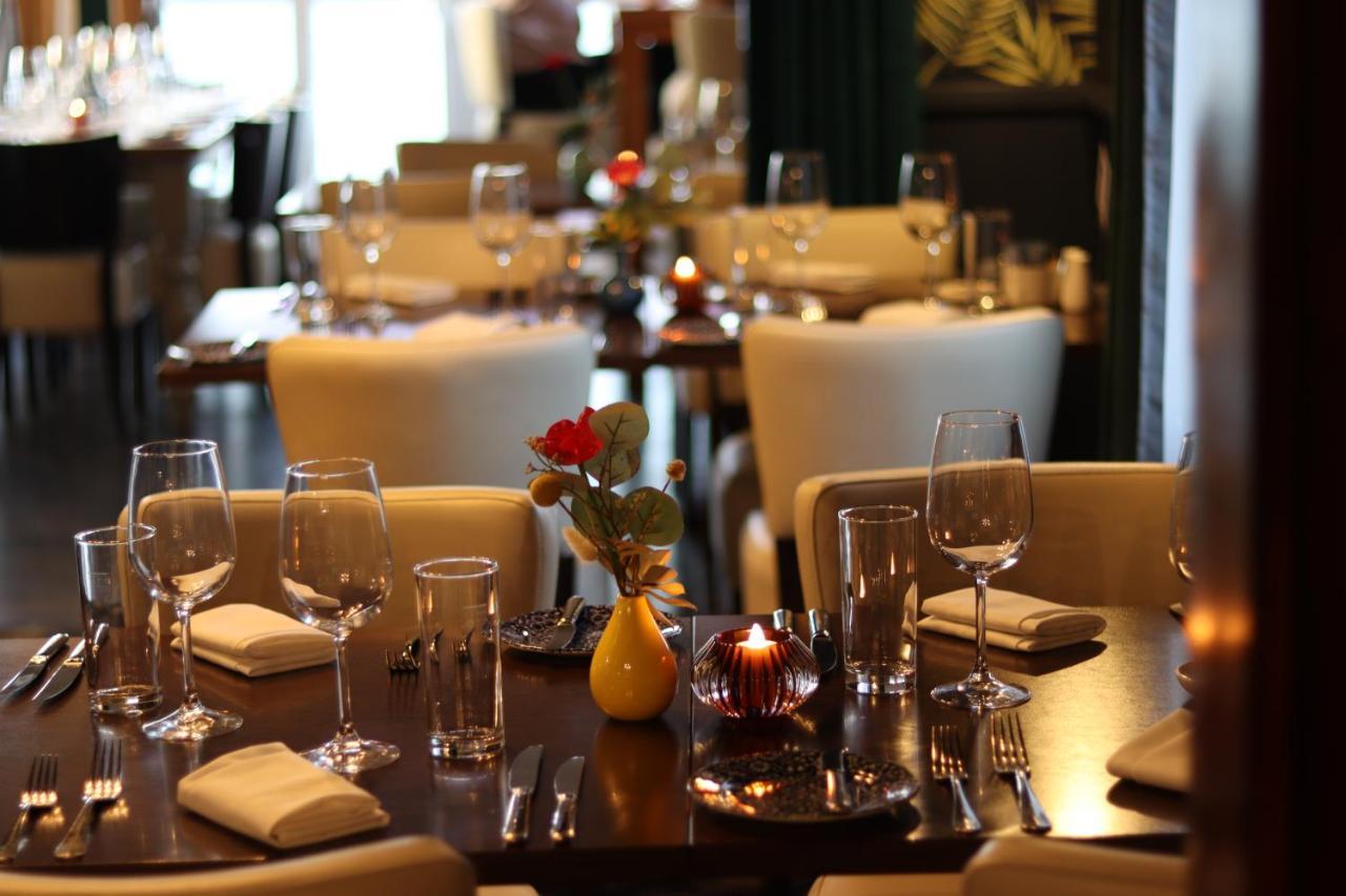 The Waterfront Boutique Hotel Стенли Екстериор снимка