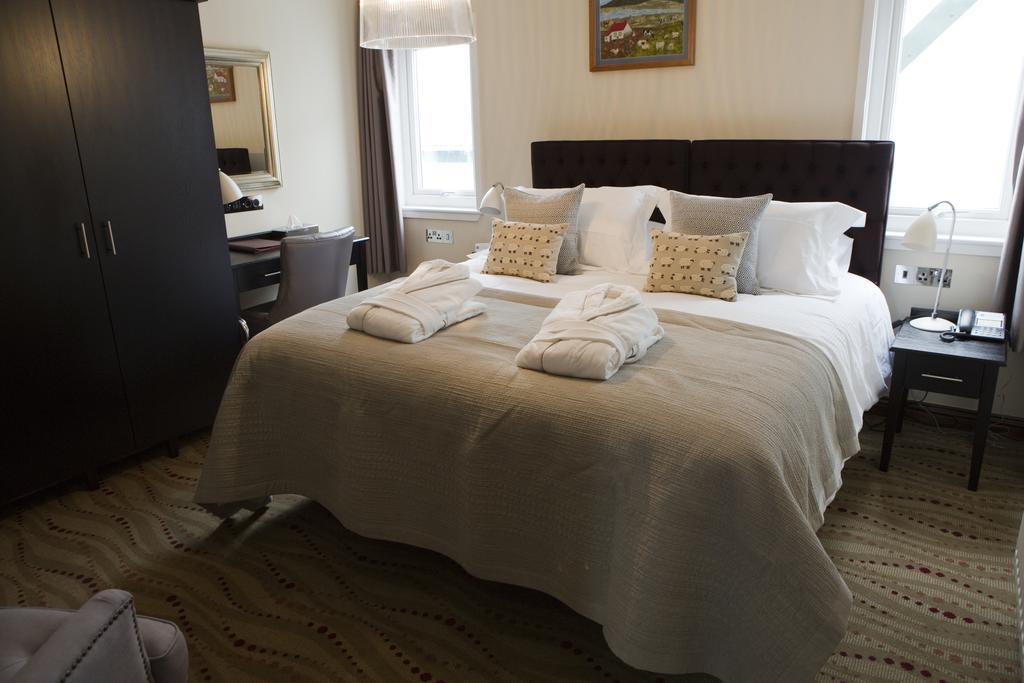 The Waterfront Boutique Hotel Стенли Екстериор снимка